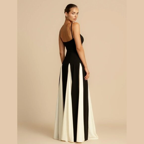 Dress for unforgettable evenings and special occasions - Picture 3 of 3